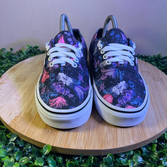 🔥 VANS AUTHENTIC WARPED FLORAL BLACK PURPLE WOMENS SNEAKER SZ 8 MENS SZ 6.5 - Picture 3 of 9